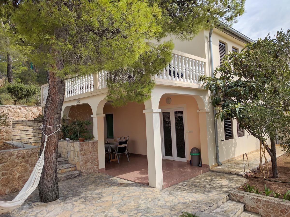 Apartmani Anja Sveta Nedelja  Exterior foto