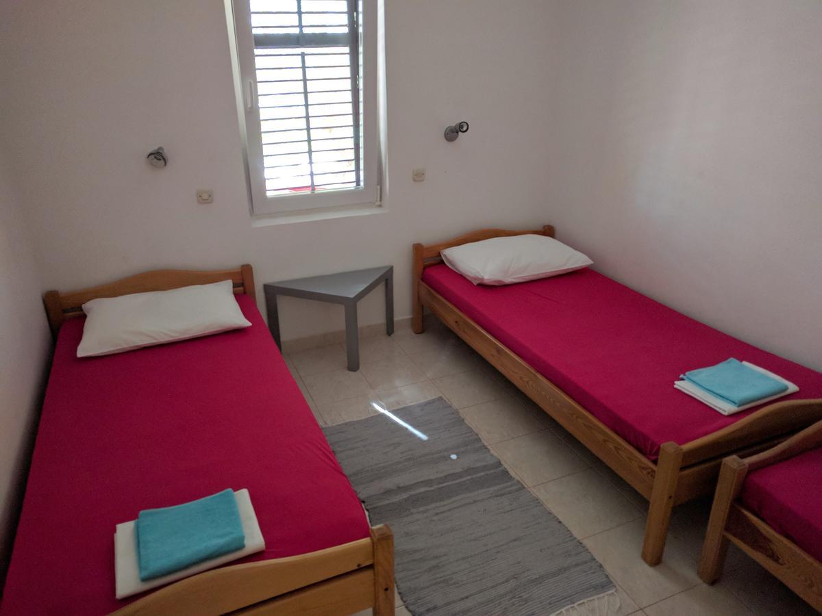 Apartmani Anja Sveta Nedelja  Exterior foto